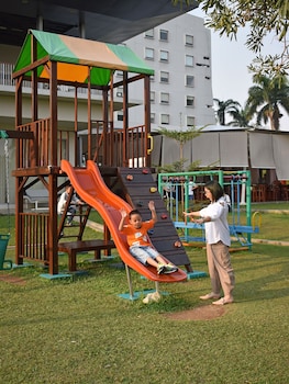 harris hotel sentul city bogor