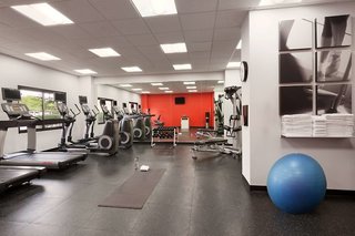 Radisson Hotel Phoenix Airport,Maricopa County>>Camelback East,4 star