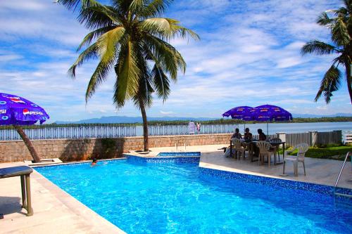 blue waters resort
