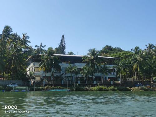 blue waters resort