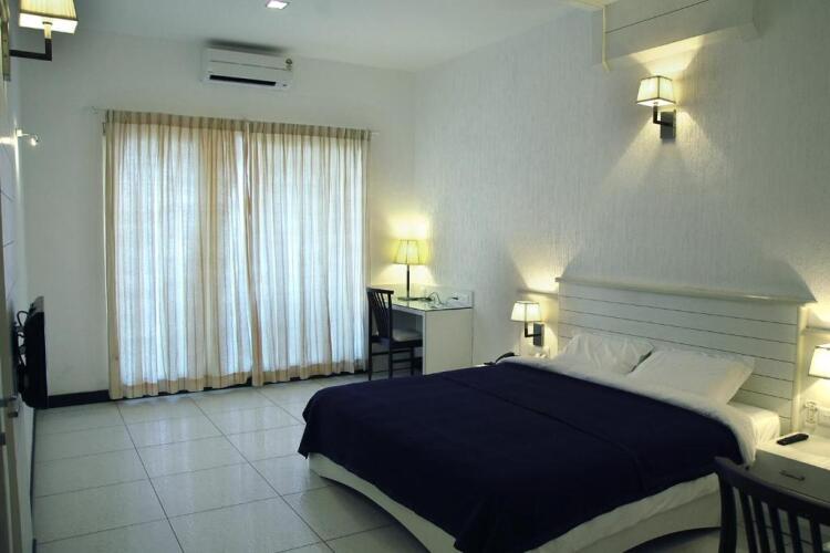 blue waters resort