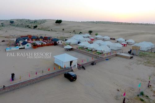 pal rajah desert camp