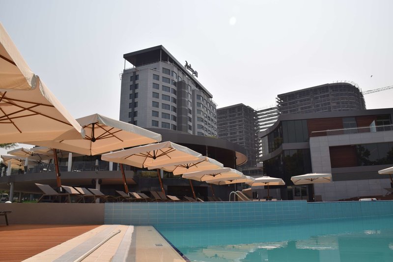 radisson blu mbamou palace hotel