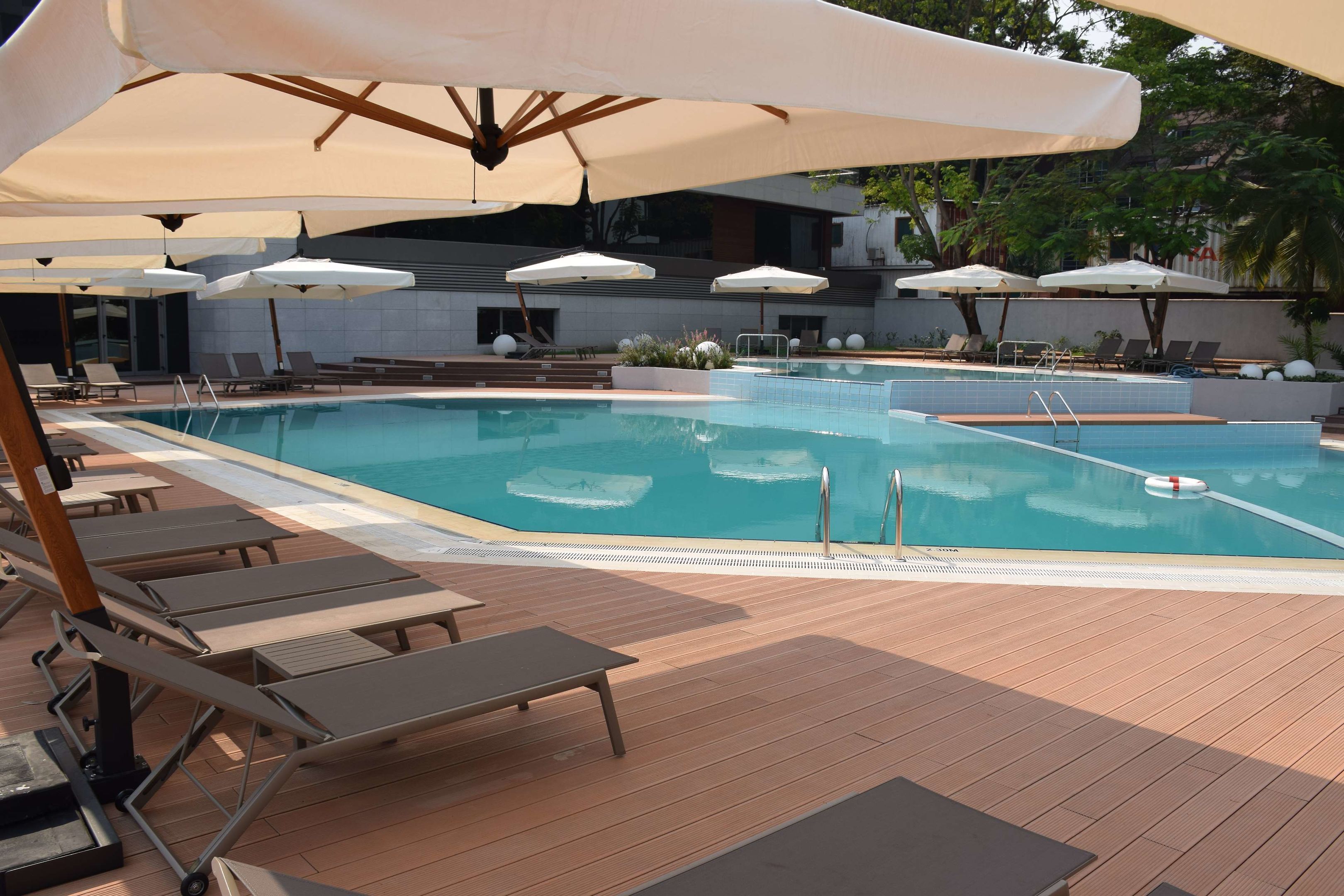 radisson blu mbamou palace hotel