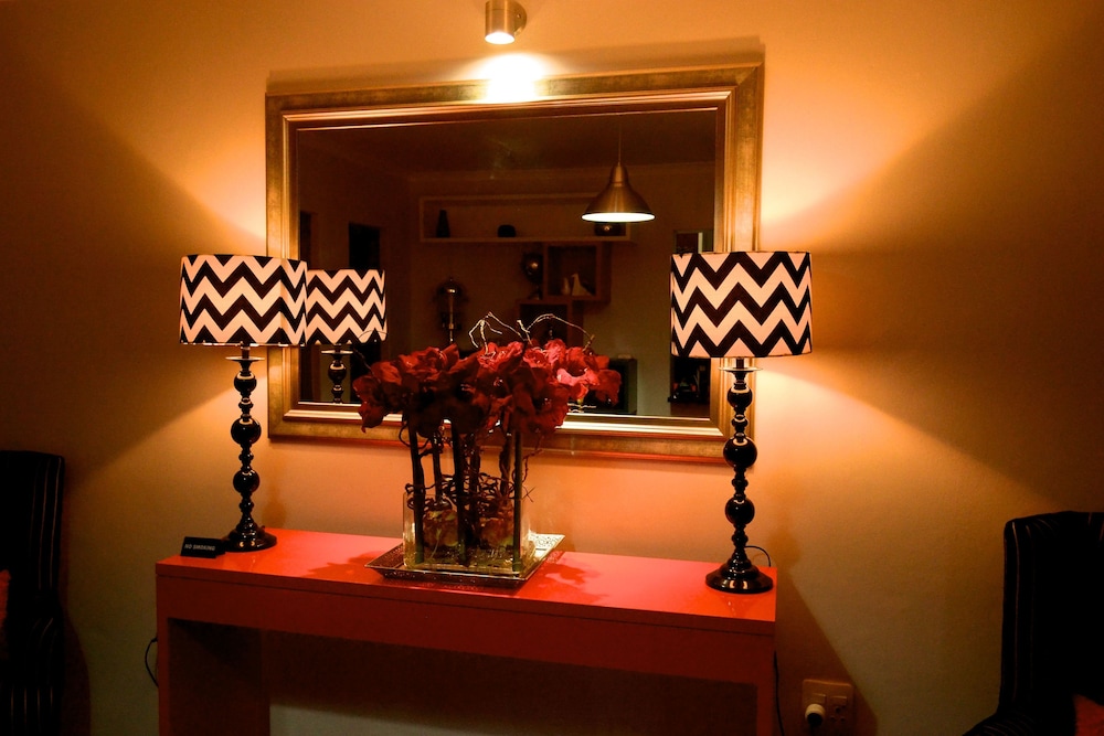 yalla yalla boutique hotel