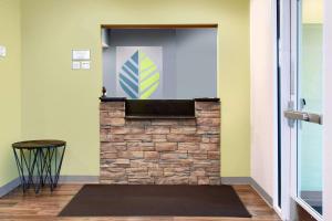 Woodspring Suites Nashville Airport,Oak Hill>>Nashville,3 star