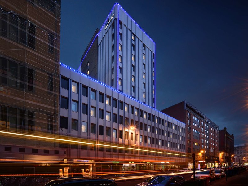 travelodge glasgow queen street