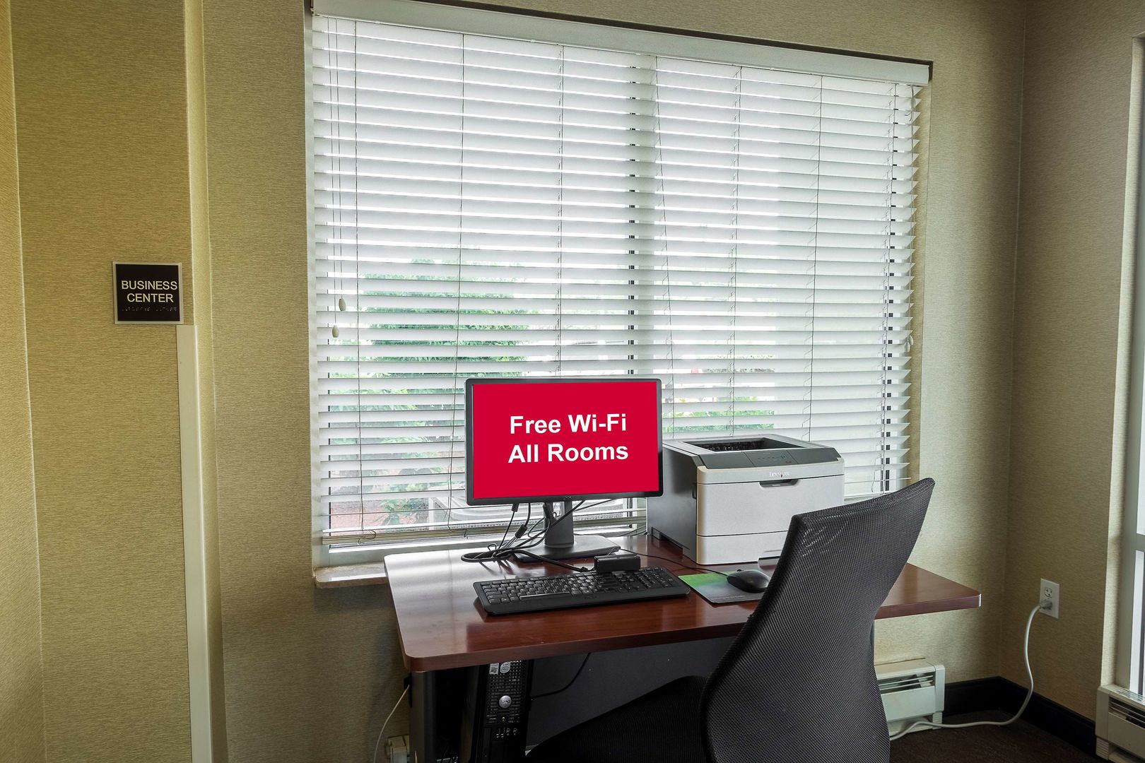 red roof inn plus boston logan