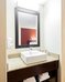red roof inn plus boston logan