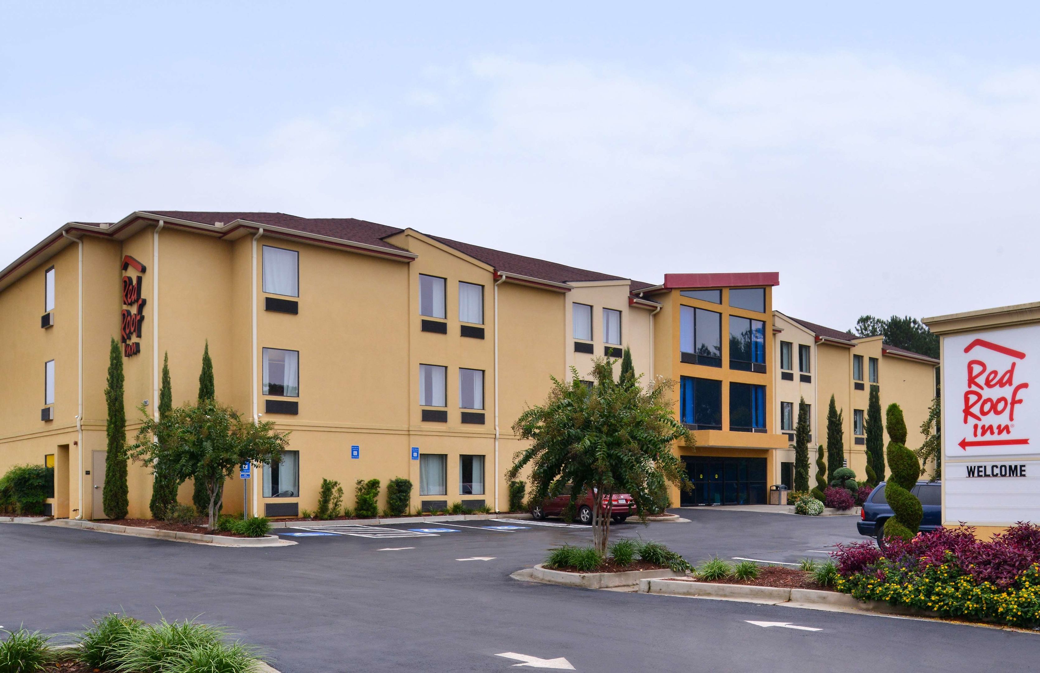 red roof inn locust grove