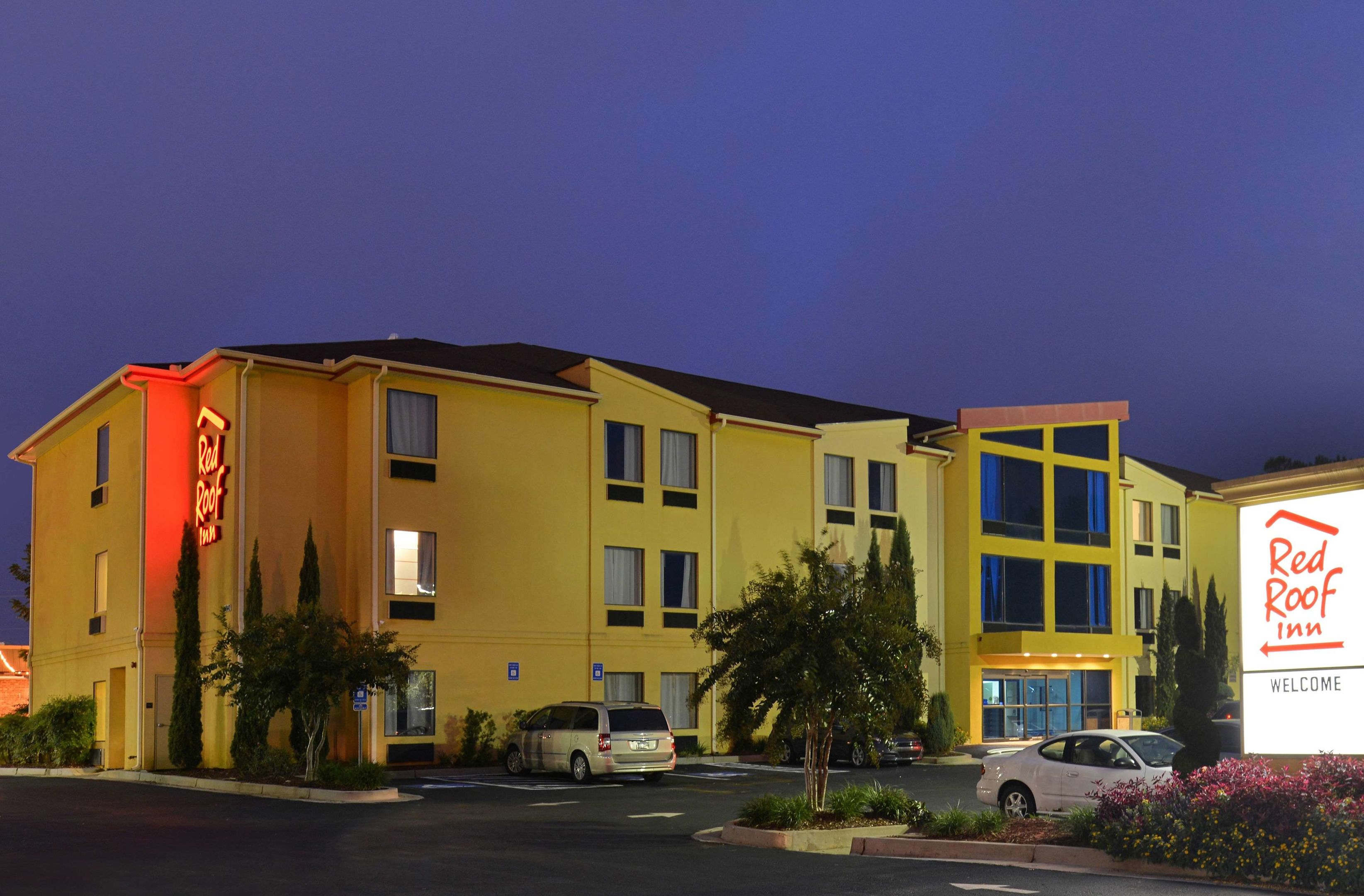 red roof inn locust grove