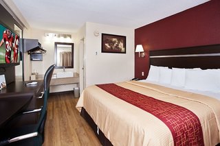 red roof inn plus nashville fairgrounds