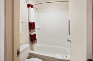 red roof inn plus nashville fairgrounds