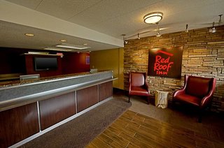 red roof inn plus pittsburgh east monroeville