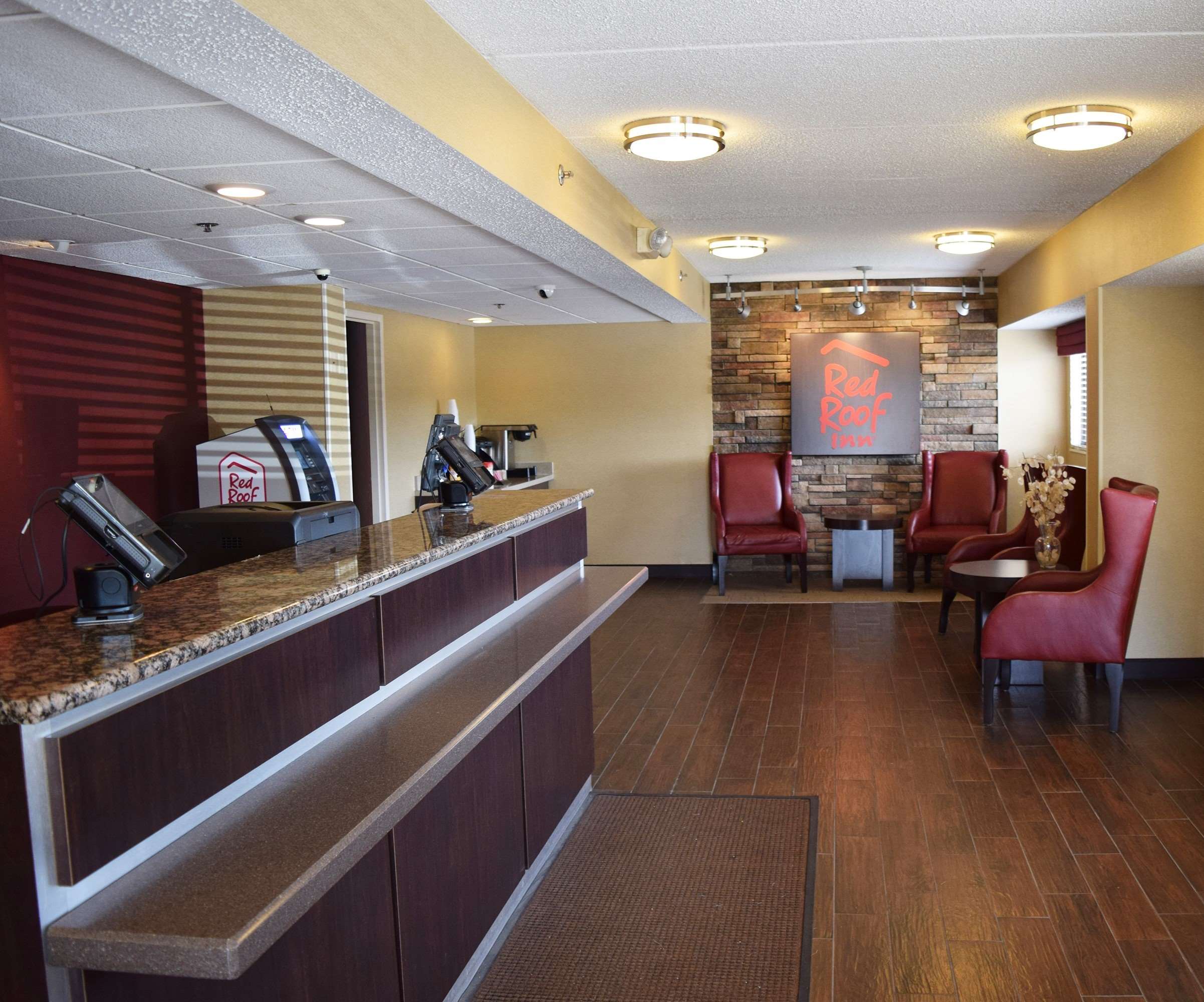 red roof inn syracuse