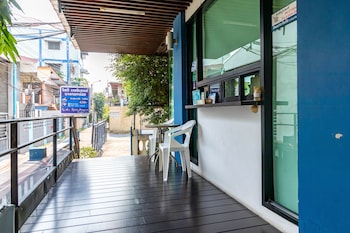 riski residence bangkok noi