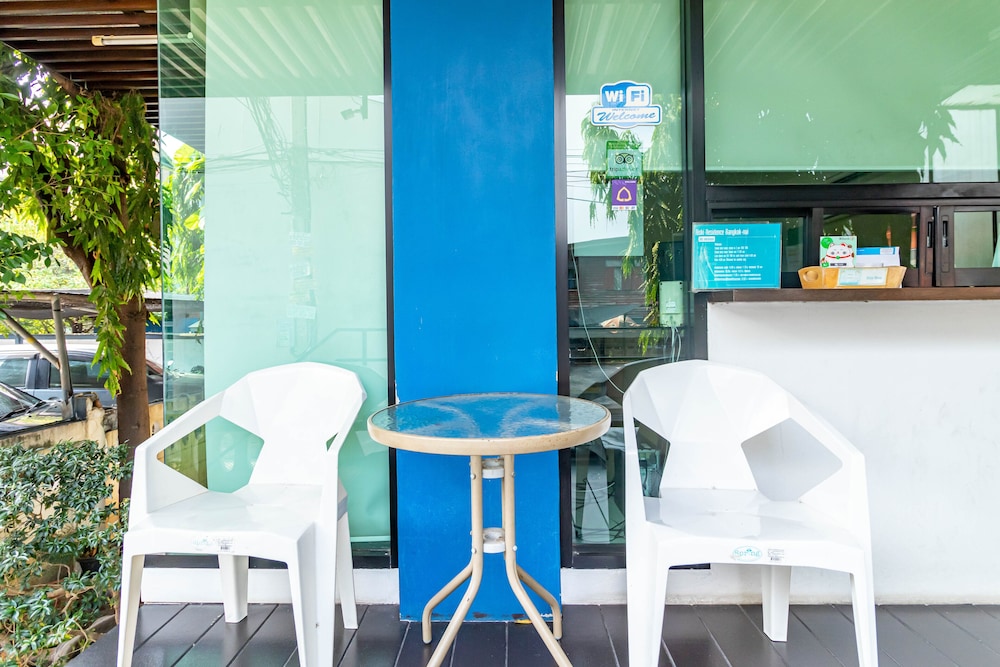 riski residence bangkok noi