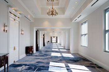 renaissance portsmouth norfolk waterfront hotel