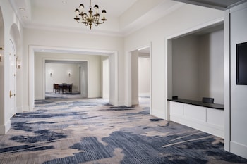 renaissance portsmouth norfolk waterfront hotel