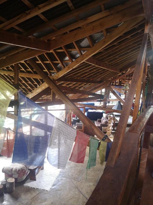 alive eco hut