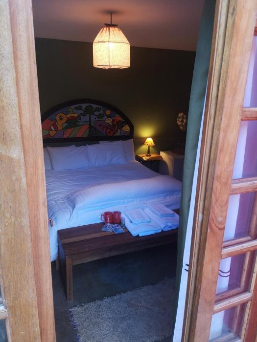 alive eco hut
