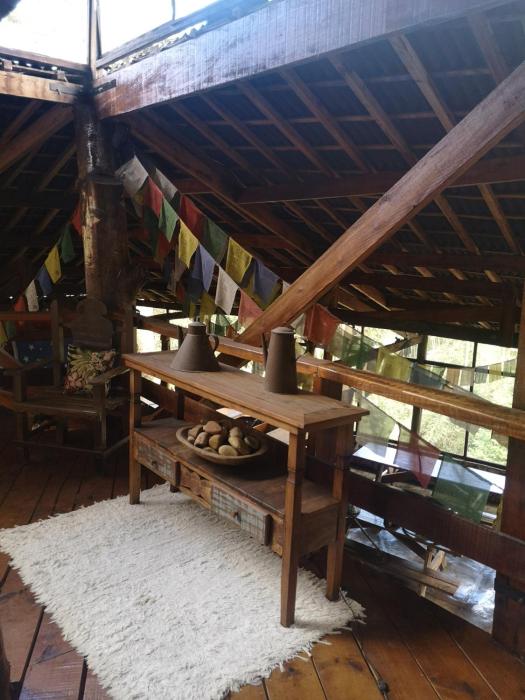 alive eco hut