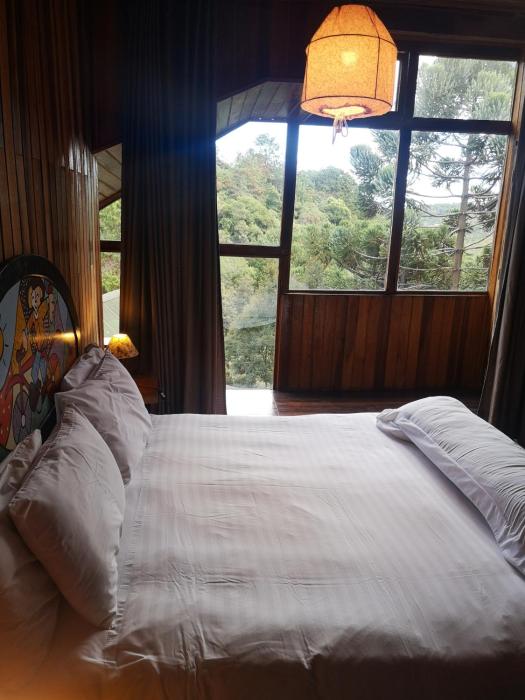 alive eco hut
