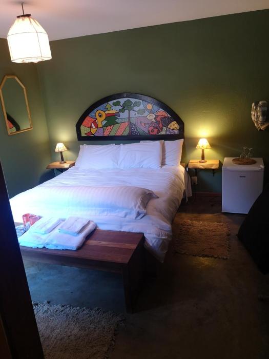 alive eco hut
