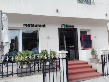 hotel lalla doudja