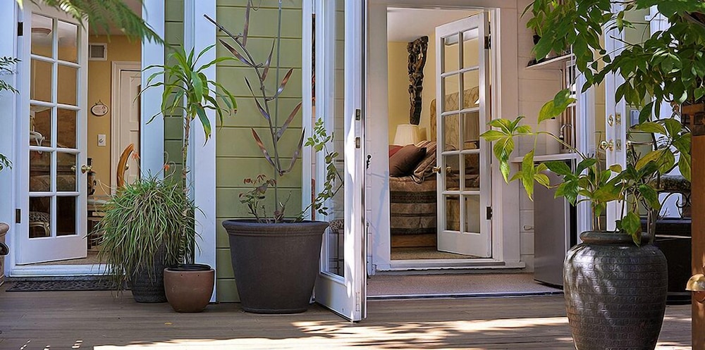 noes nest bed and breakfast