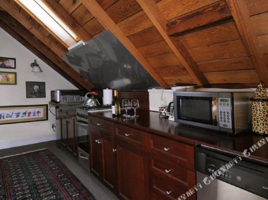 Noe's Nest Bed And Breakfast,San Francisco>>Noe Valley,4 star