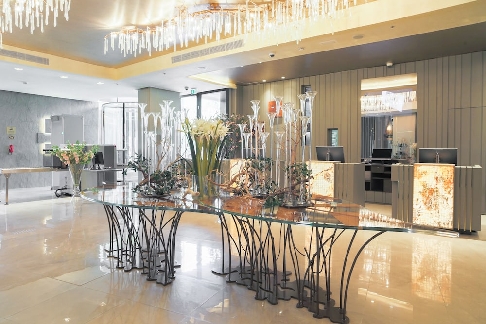 the legacy luxury hotel algiers hydra