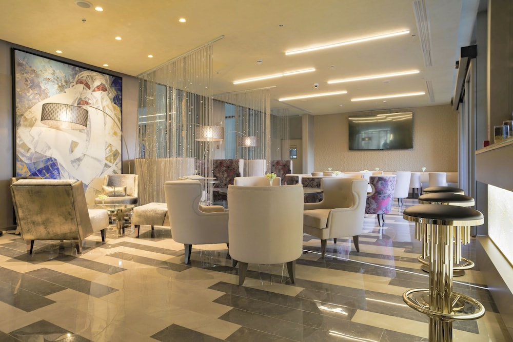 the legacy luxury hotel algiers hydra
