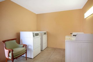 stayable kissimmee east