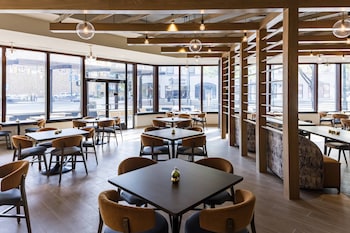 Richmond Marriott,Richmond>>Montrose,4 star