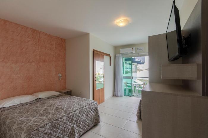 hotel cores do mar