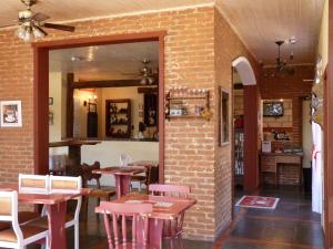 aardvark inn pousada