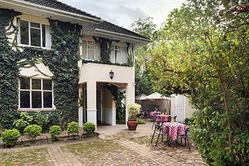 rozenburg guesthouse