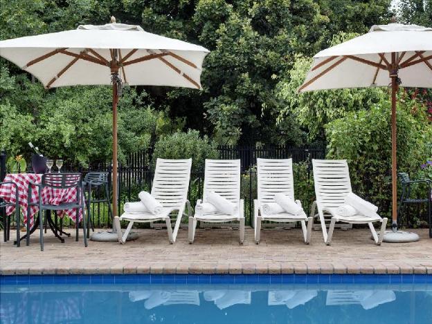 rozenburg guesthouse