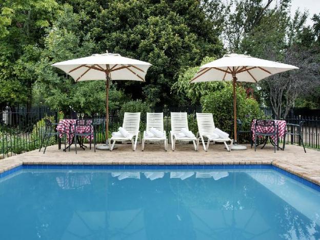 rozenburg guesthouse