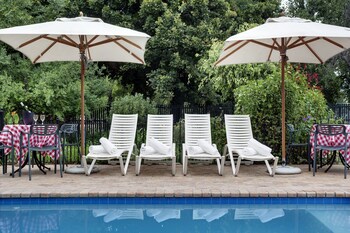 rozenburg guesthouse