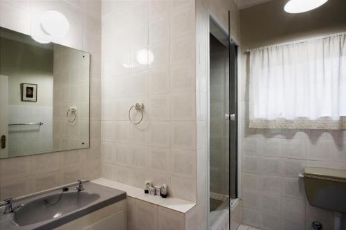 rozenburg guesthouse