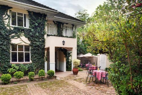 rozenburg guesthouse