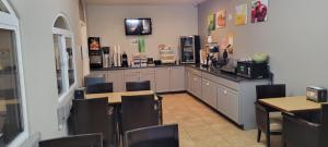 Quality Inn & Suites Salina National Forest Area,Salina>>Richfield,3 star