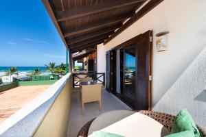 refugio das gales adults only