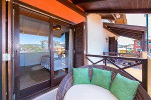 refugio das gales adults only