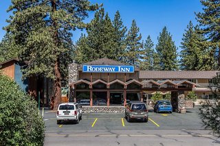 Quality Inn South Lake Tahoe,Near Heavenly Gondola,3 star