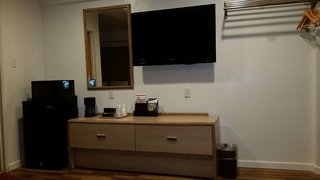 rodeway inn civic center