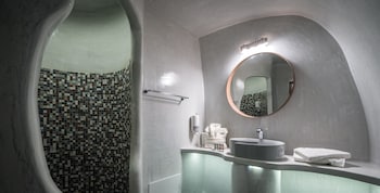 elite luxury suites