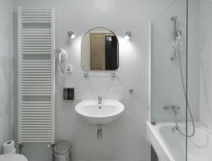 6 continents apartments by adrez living